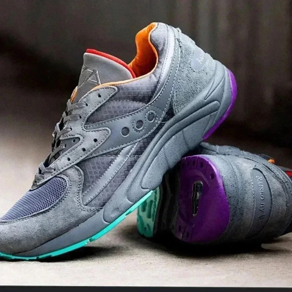 SAUCONY ORIGINALS X RAISED BY WOLVES AYA "ASPHALT JUNGLE" - Picture 9 of 10